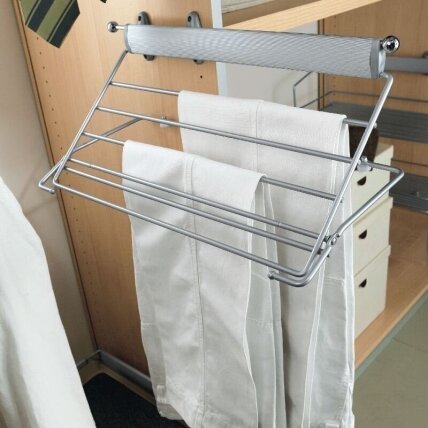 Wieszak na rolkach Wieszak na rolkach