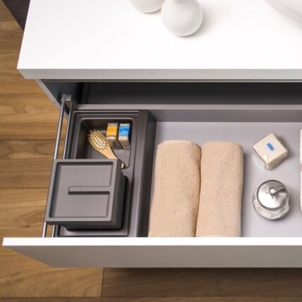 Bin with a manual lid, 5l