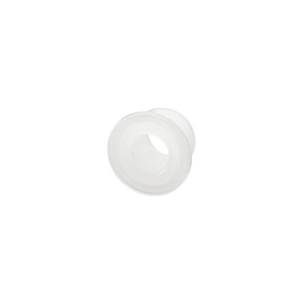 Plastikust läbiviik klaasile
