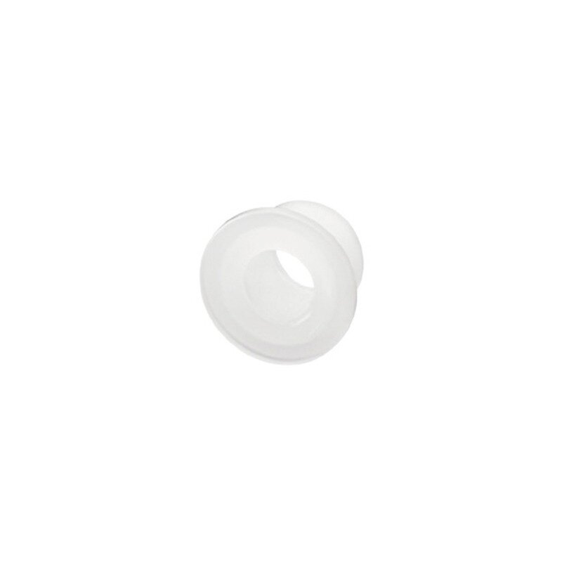 Plastikust läbiviik klaasile