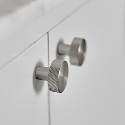 Handle Simon